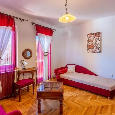 Ma Vero Apartment